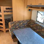 Кемпинг Przyczepy - Osrodek Na Klifie Village - Helska 11 *