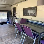 Przyczepy - Osrodek Na Klifie Village - Helska 11 *