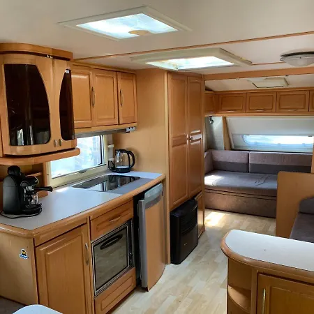 Przyczepy - Osrodek Na Klifie Village - Helska 11 캠프장