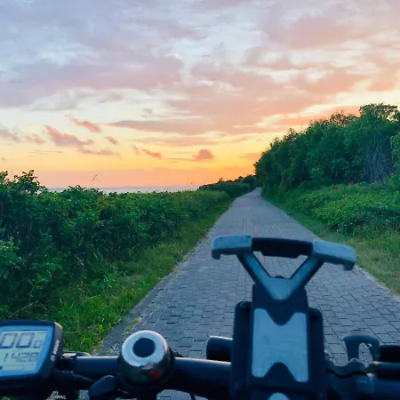 Przyczepy - Osrodek Na Klifie Village - Helska 11 * 헬