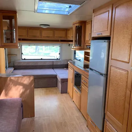 Przyczepy - Osrodek Na Klifie Village - Helska 11 Camping Hel