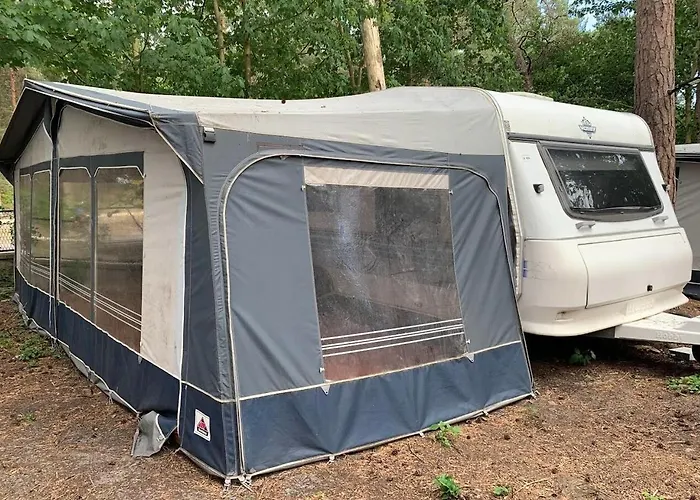 营地 Przyczepy - Osrodek Na Klifie Village - Helska 11