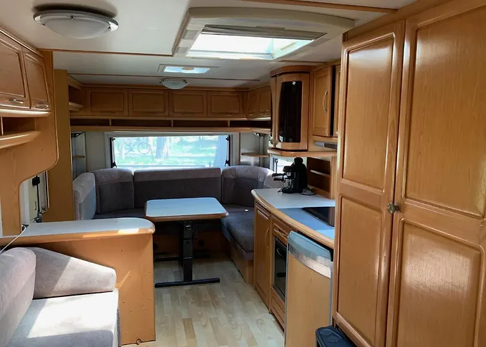 营地 Przyczepy - Osrodek Na Klifie Village - Helska 11 *