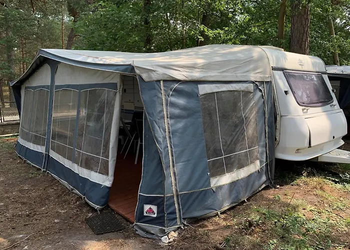 Przyczepy - Osrodek Na Klifie Village - Helska 11 赫尔