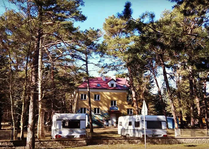 Przyczepy - Osrodek Na Klifie Village - Helska 11 营地 赫尔